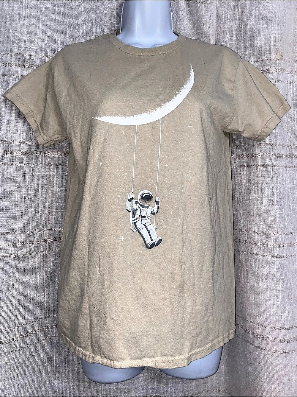 Threadless Astronaut Swinging on the Moon Graphic T-Shirt Beige Tan Unisex S